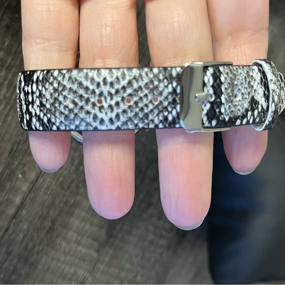 Kendall & Kylie Snake print band watch - Picture 4 of 5